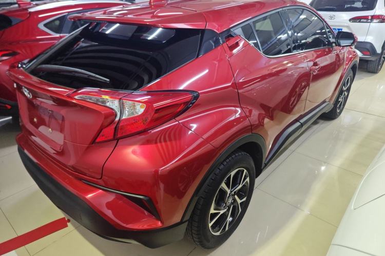Used Toyota C-HR 2018 2.0L Leading Edition China V-standard
