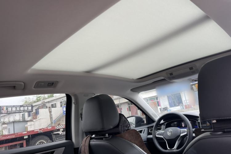 Used Volkswagen Sagitar 2026 Model 30 Million Units Selected 300TSI DSG Surpassing Edition Interior 7