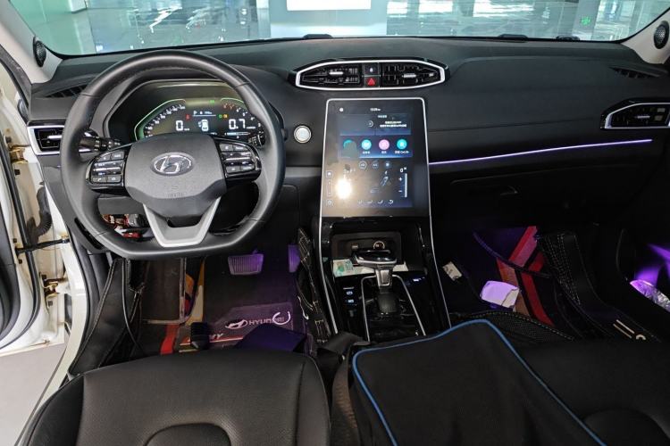 Used Hyundai ix25 2020 1.5L CVT GLS Smart Model Center Console