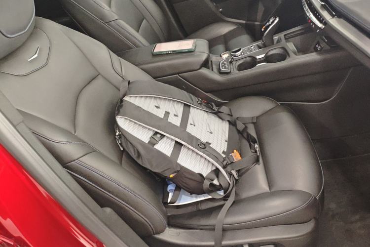 Used Cadillac XT4 2024 28T Four-Wheel Drive Luxury Version Right Front Seat