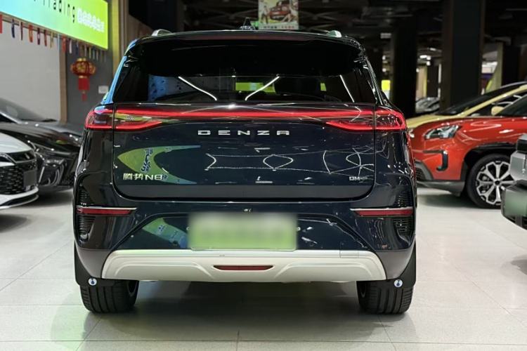 Used Denza N8 2023 Four-Wheel Drive Ultra-Hybrid Flagship Seven-Seater Version