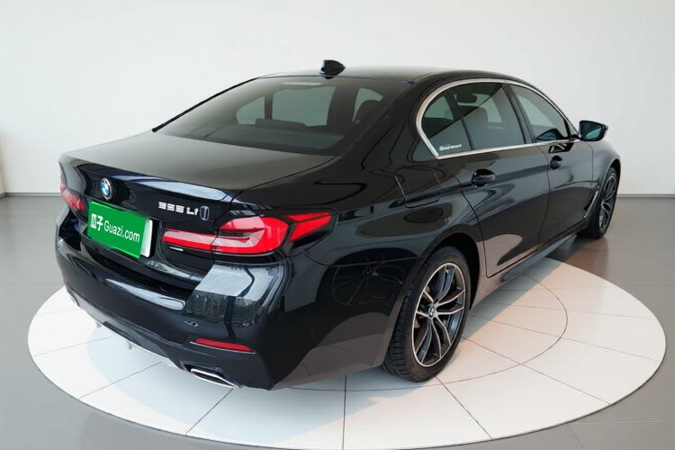 Used BMW 5 Series 2022 Second Facelift 525Li M Sport Package Rear Right 45 Deg