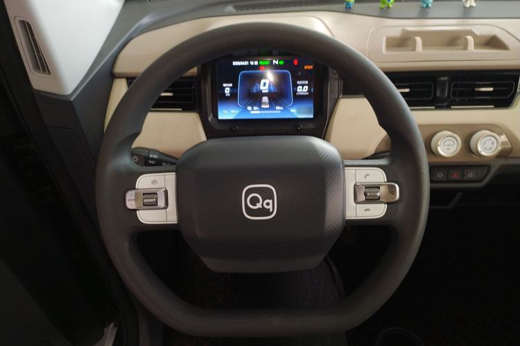 Used Chery QQ Ice Cream 2024 Edition Youth Version 205km Sundae