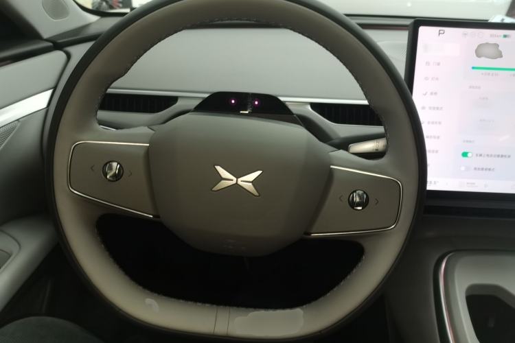Used XPeng MONA M03 2024 620 with Ultra-Long Range Steering Wheel