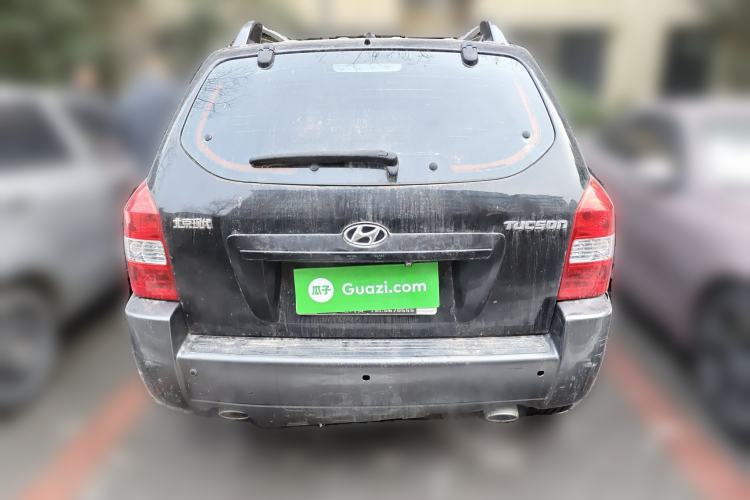 Used Hyundai Tucson 2009 2.0L Manual Two-Wheel Drive Fashion Edition