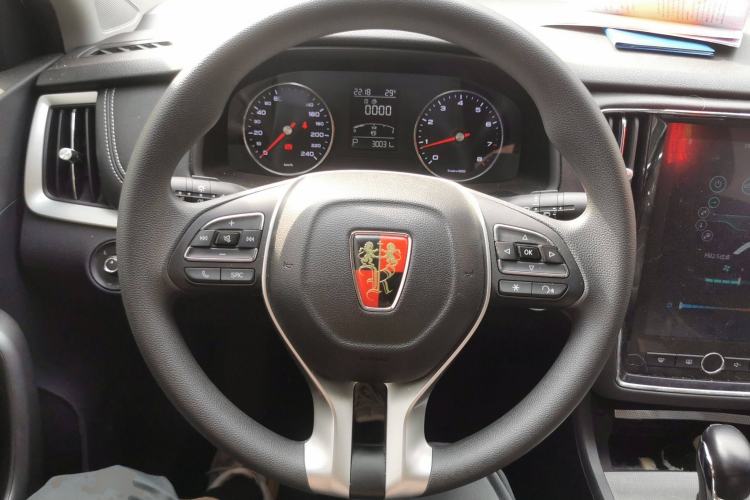 Used Roewe i6 2020 PLUS 1.6L CVT 4G Connected Glory Flagship Edition