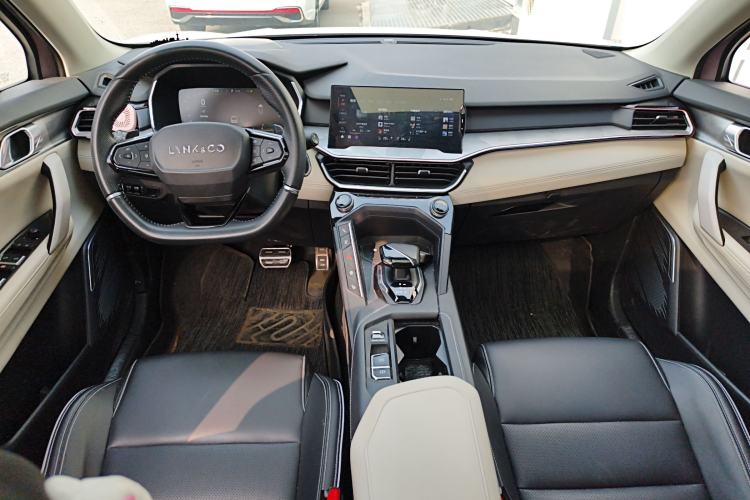 Used Lynk & Co 06 2021 1.5T Shero Pink Special Edition