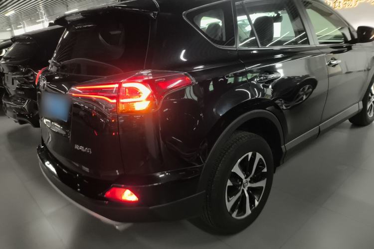 Used Toyota RAV4 2016 2.0L CVT Two-Wheel Drive Smart Edition China V Standard
