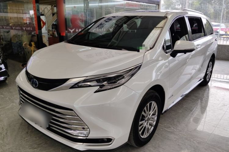 Used Toyota SIENNA 2021 2.5L Hybrid Premium Edition