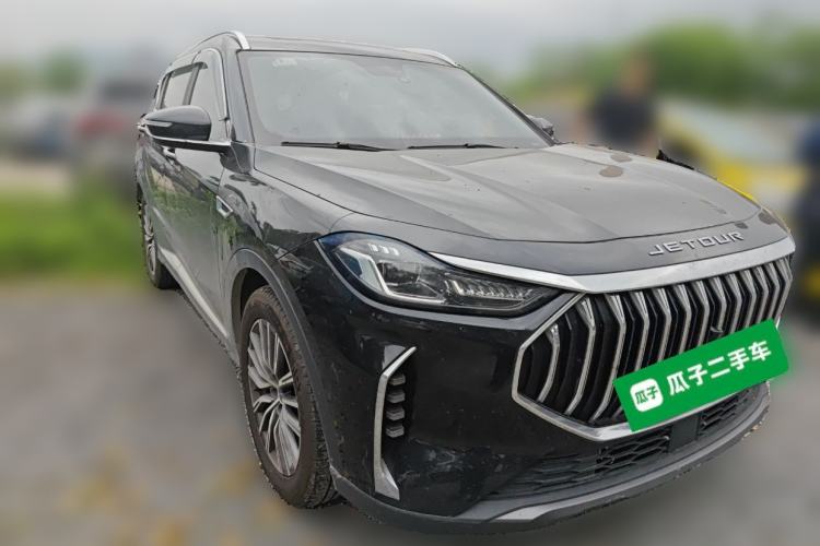 Used JETOUR X70 PLUS 2023 1.5T DCT Brave PLUS 7-Seater Front Right 45 Deg