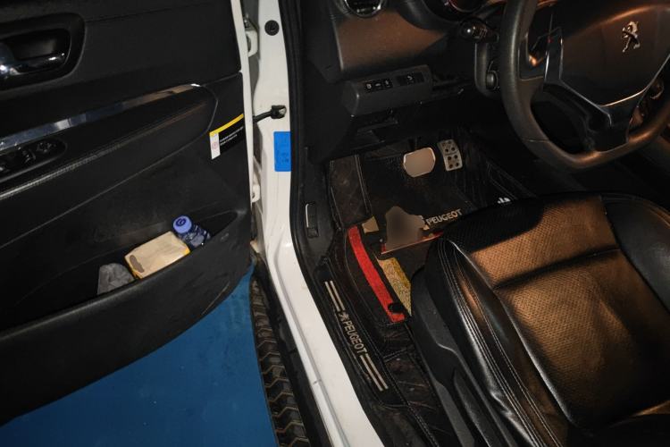 Used Peugeot 3008 2015 1.6THP Automatic Classic Edition
