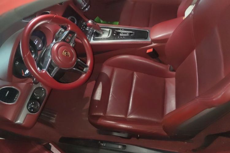 Used Porsche Boxster 