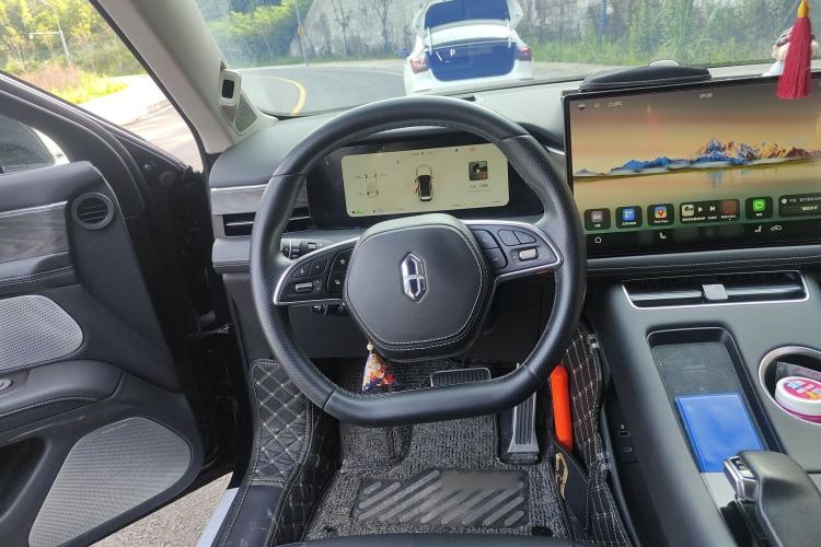 Used Hima AITO M5 2022 Extended-Range Four-Wheel Drive Performance Version Steering Wheel