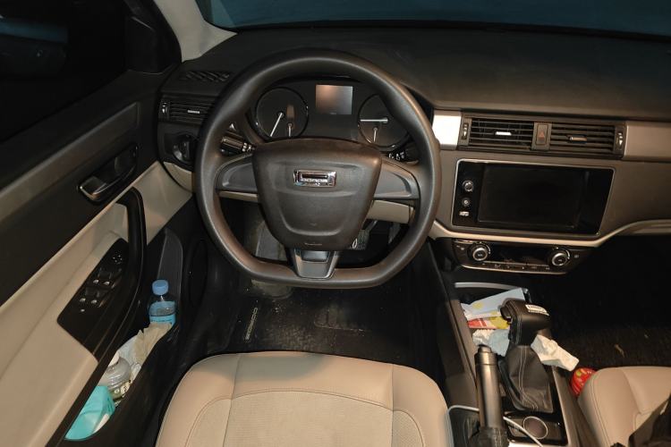 Used Qoros 3 2014 Sedan 1.6L Automatic Zhiyue Model
