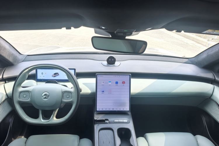 Used Nio ET5T 2023 100kWh Touring Interior 1