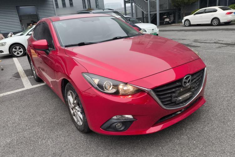 Used Mazda 3 Axela 2016 Sedan 1.5L Automatic Luxury Model