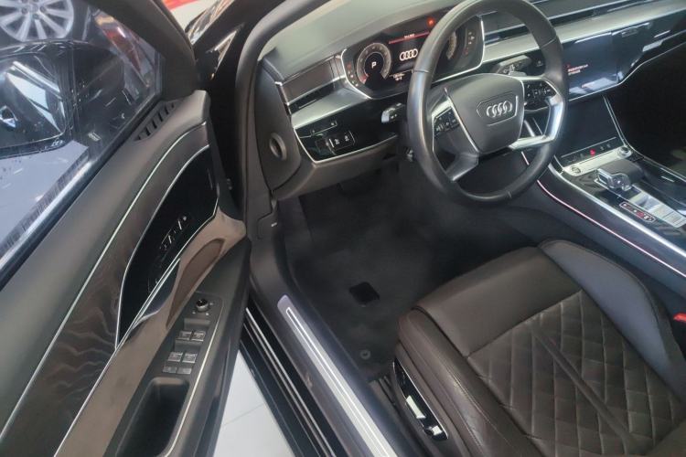 Used Audi A8 2022 A8L 50 TFSI quattro Comfort Edition Collector's Model Driver Seat