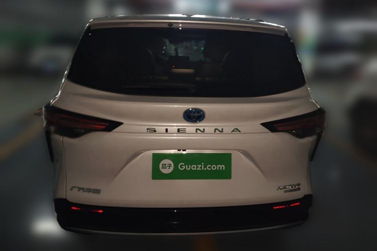 Used Toyota SIENNA 2021 2.5L Hybrid Platinum Edition Rear