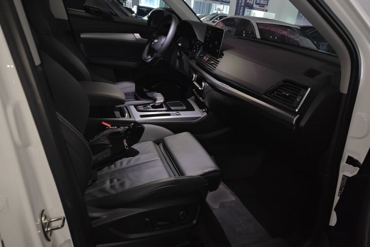 Used Audi Q5L 2023 40T Fashionable and Dynamic Edition
