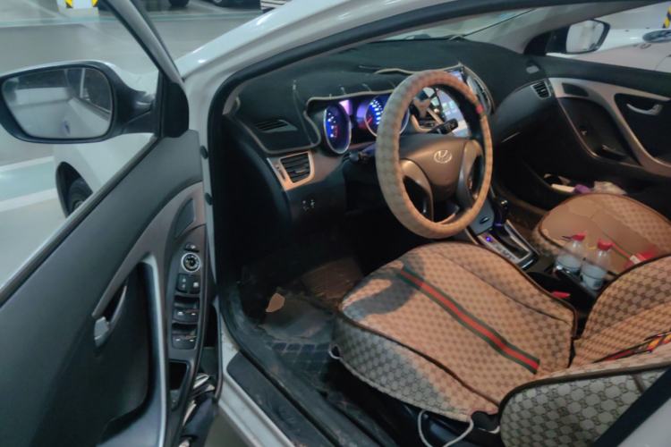 Used Hyundai Elantra (5th Generation / Langdong) 2015 1.6L Automatic Leading Model