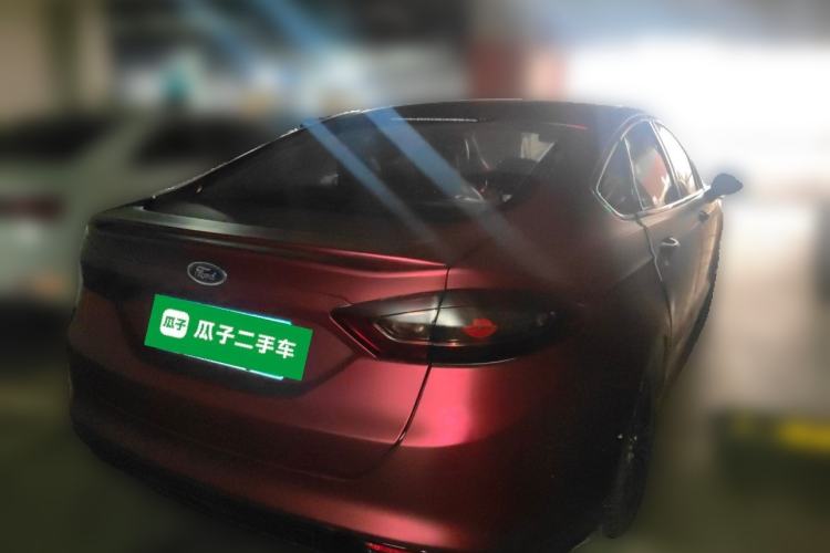 Used Ford Mondeo 2013 2.0L GTDi 200 Luxury Model Rear Right 45 Deg