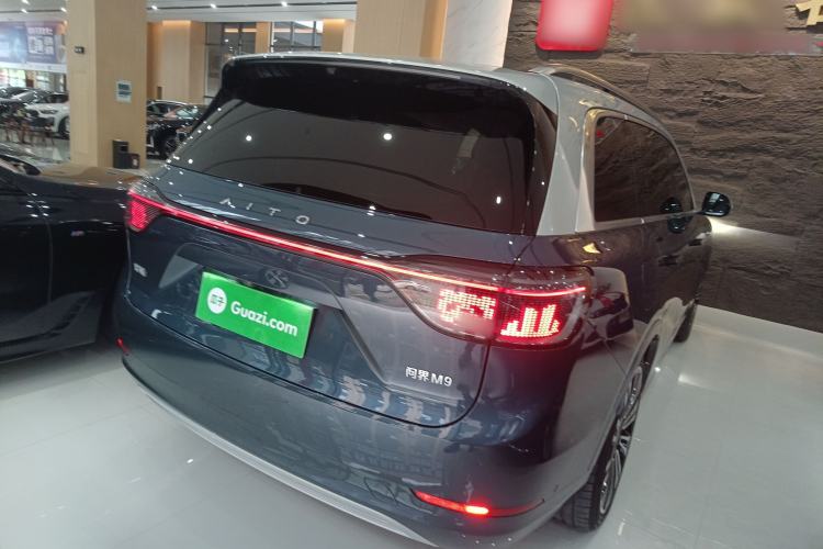 Used Hima AITO M9 2024 Range-Extended Ultra Version 52 kWh 6-Seater Model Rear Right 45 Deg