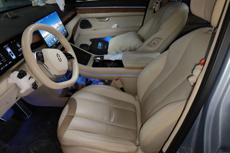 Used Hima AITO M7 2024 1.5T Intelligent Drive 4x4 Max Edition 6 Seats Left Front Seat