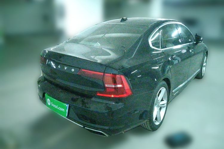 Used Volvo S90 2019 T4 Zhiyi Edition