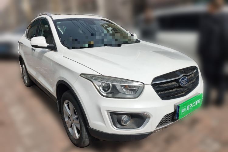 Used Bestune X80 2016 2.0L manual Comfort trim level
