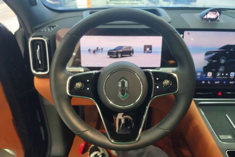 Used Hima AITO M8 2025 Extended-Range Max+ Version 53.4 kWh 6-Seater Edition
