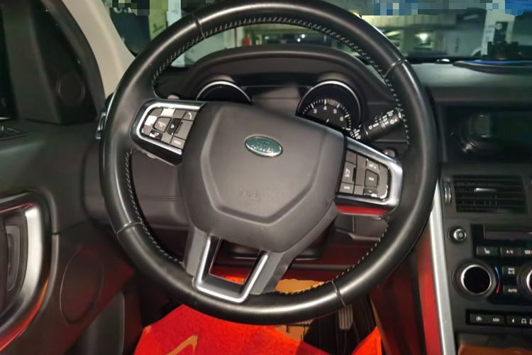 Used Land Rover Discovery Sport 2015 2.0T SE
