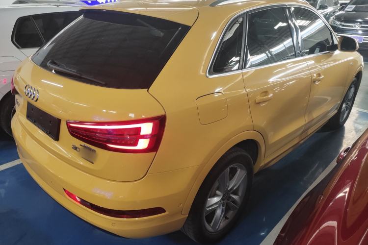 Used Audi Q3 2017 30 TFSI Fashion Model
