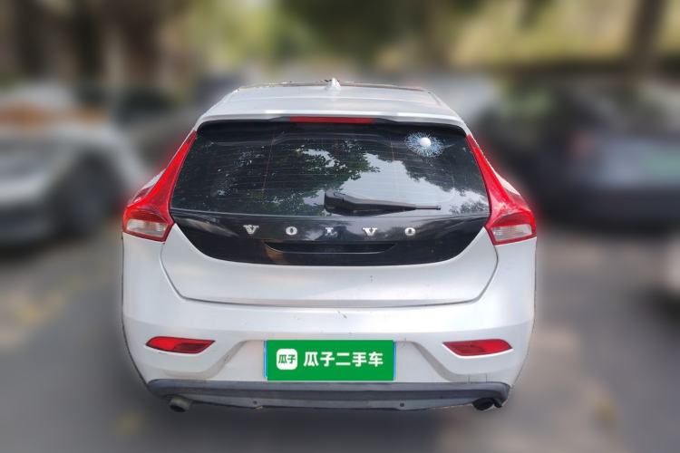 Used Volvo V40 2013 2.0T Zhiya Edition Rear