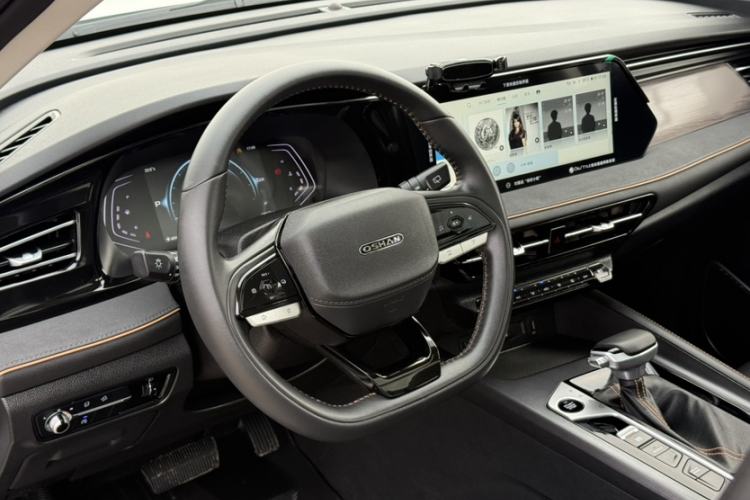 Used CHANGAN OSHAN X7 PLUS 2023 Enjoy Edition 1.5T Automatic Prestige Model Interior 6