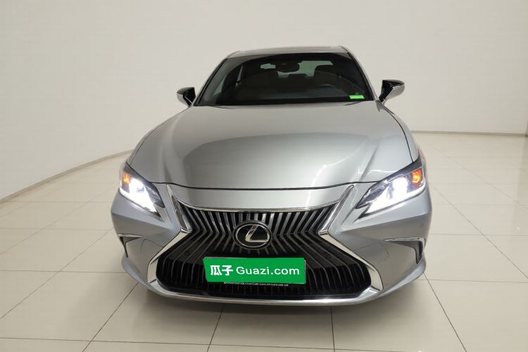 Used Lexus ES 2020 200 Excellence Edition Front