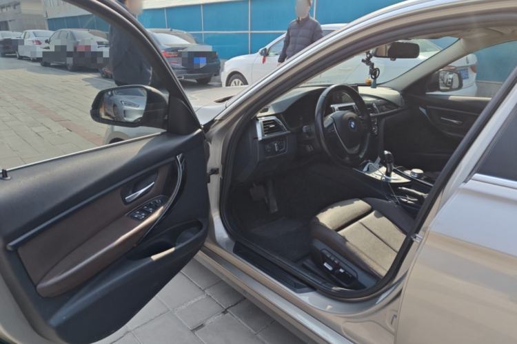 Used BMW 3 Series 2019 320Li Fashion Model
