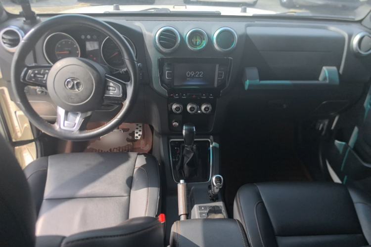 Used BAIC Off-Road BJ40 2016 40L 2.3T Automatic All-Wheel Drive Premium Edition
