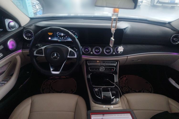 Used Mercedes-Benz E-Class 2016 E 300 L Sport Luxury Model Center Console