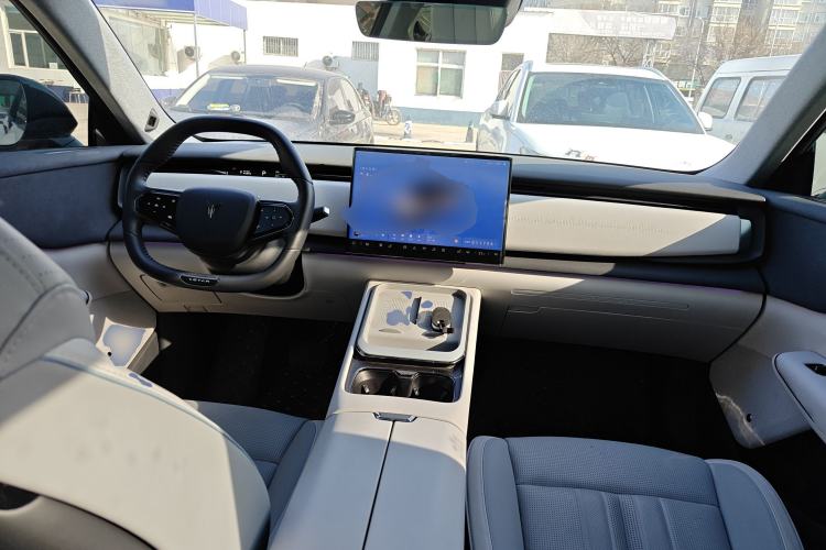 Used VOYAH COURAGE 2024 Long-Range Smart Edition
