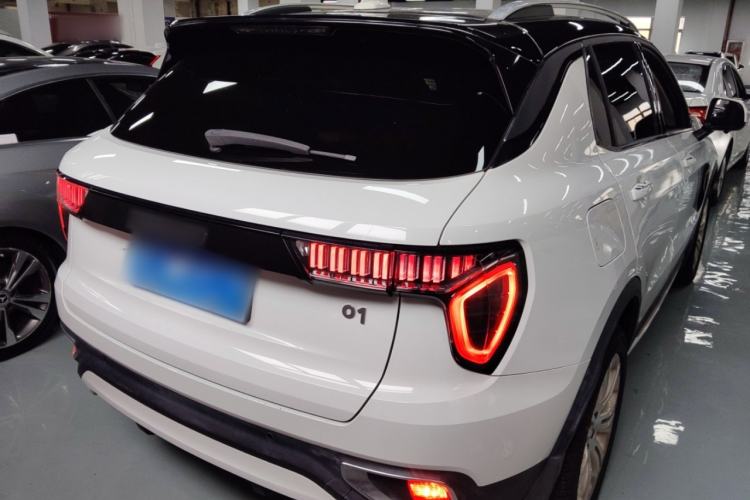 Used Lynk & Co 01 2017 2.0T Two-Wheel Drive Pro Edition Rear Right 45 Deg