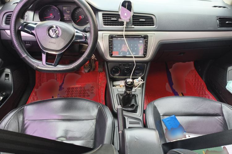 Used Volkswagen Lavida 2015 1.6L Manual Comfort Edition