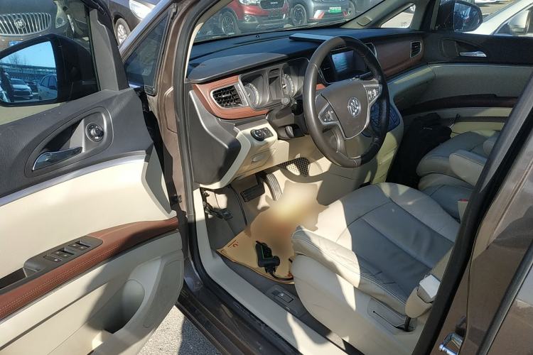 Used Buick GL8 2014 3.0L GT Luxury Business Haoya Edition