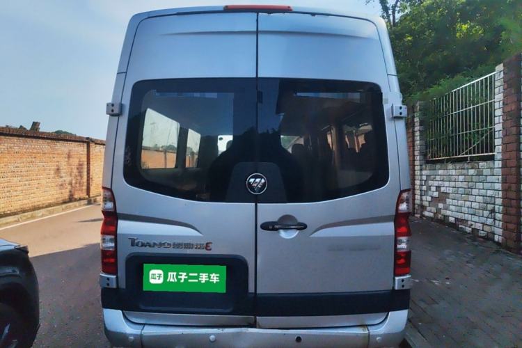 Used Foton Toano 2020 2.5T Manual Tongtu Extended-Wheelbase Mid-Roof 6/7-Seater 4J25TC3