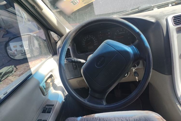 Used Jinbei Grace 2013 2.0L Zhi Ling Standard Version 7-Seater National Games Commemorative Edition China V Standard