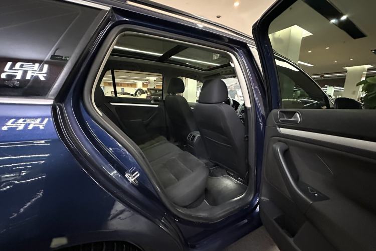 Used Volkswagen Golf (Import) 2011 1.4 TSI Comfort Travel Edition
