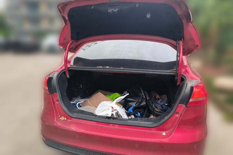 Used Ford Focus 2015 Sedan 1.6L Automatic Trend Model Trunk