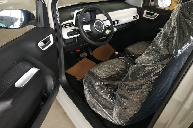 Used Wuling Hongguang MINIEV 2024 3rd Generation 215km Youth Edition