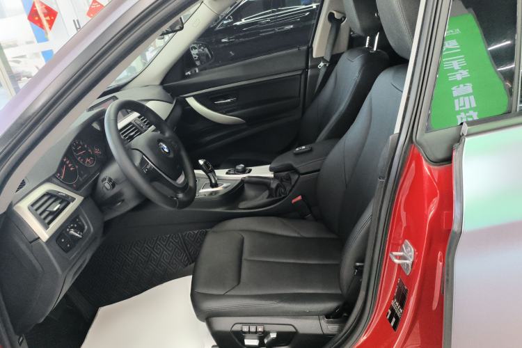 Used BMW 3 Series GT 2016 320i Fashion Model