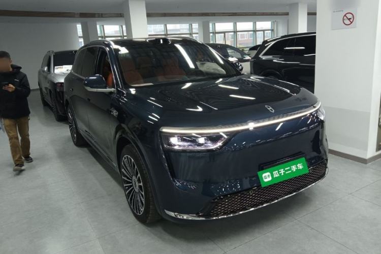 Used Hima AITO M8 2025 Model Pure Electric Ultra Six-Seat Four-Wheel-Drive Version