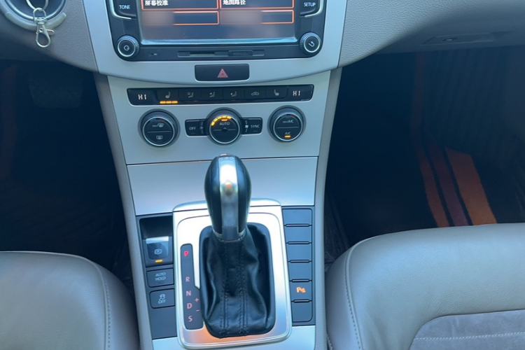 Used Volkswagen Magotan 2013 1.8TSI Luxury Model